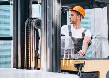 Asansör Montajı, Revizyonu ve Ruhsat Süreçlerinde Profesyonel Çözümler: Ankara’da Güvenli Taşımacılık